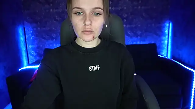 MaribelRiverr  online show from 4, 3, 2025