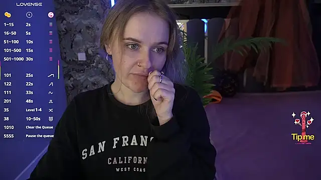 MaribelRiverr  online show from 31, 10, 2025