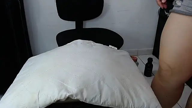 Martinafeet-qos online show from 3, 2, 2025