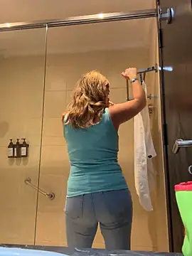 Lombada online show from 13, 10, 2025