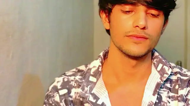 kingkartik7 online show from 2, 4, 2026