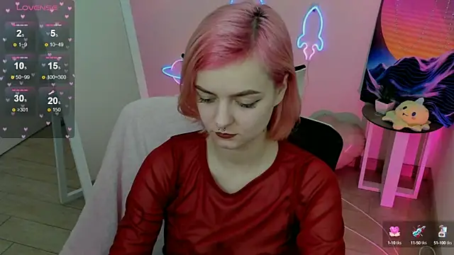 Snapshot of Fire_Bestie chatting on 17, 2, 2025 Fire Bestie online show from 17, 2, 2025