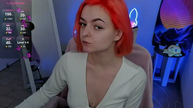 Snapshot of Fire_Bestie chatting on 2, 3, 2025 Fire Bestie online show from 2, 3, 2025