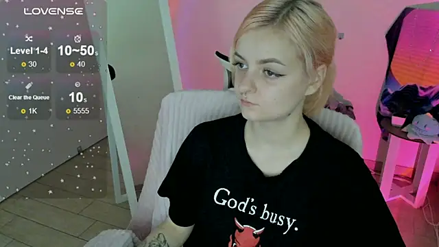 Snapshot of Fire_Bestie chatting on 21, 9, 2025 Fire Bestie online show from 21, 9, 2025