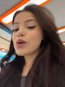 Chloe  Moon online show from 6, 3, 2026