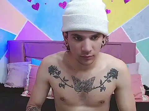 tylor boy online show from 18, 9, 2025