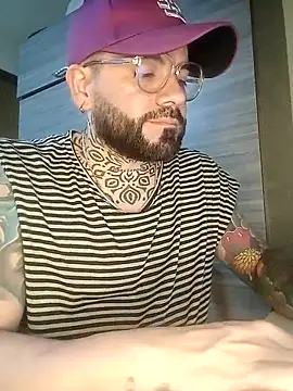Snapshot of Samuel-334 chatting on 12, 5, 2026 Samuel-334 online show from 12, 5, 2026