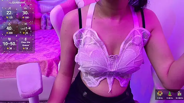 Snapshot of YourKusu chatting on 14, 2, 2025 YourKusu online show from 14, 2, 2025