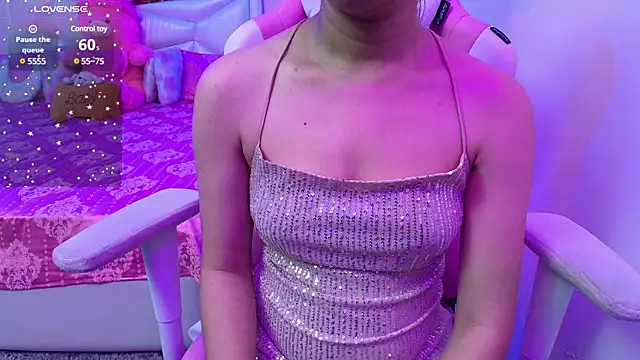 Snapshot of YourKusu chatting on 24, 2, 2025 YourKusu online show from 24, 2, 2025