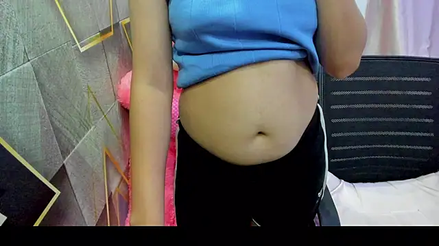 Snapshot of YourKusu chatting on 16, 9, 2025 YourKusu online show from 16, 9, 2025