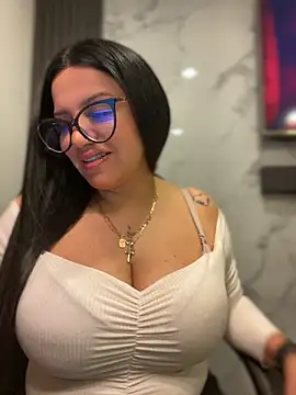 Milff parkerrr online show from 15, 7, 2026