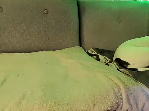 jonhcarrie online show from 30, 10, 2025