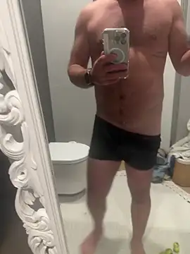 Snapshot of Tomkitomkii chatting on 5, 10, 2025 Tomkitomkii online show from 5, 10, 2025