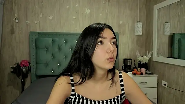 Marcelaa fox online show from 28, 5, 2026