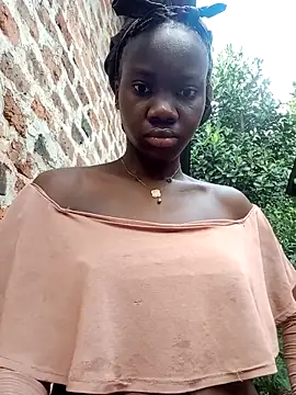 Black juicy24 online show from 9, 4, 2026