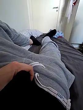 Snapshot of poldek38 chatting on 12, 4, 2026 poldek38 online show from 12, 4, 2026