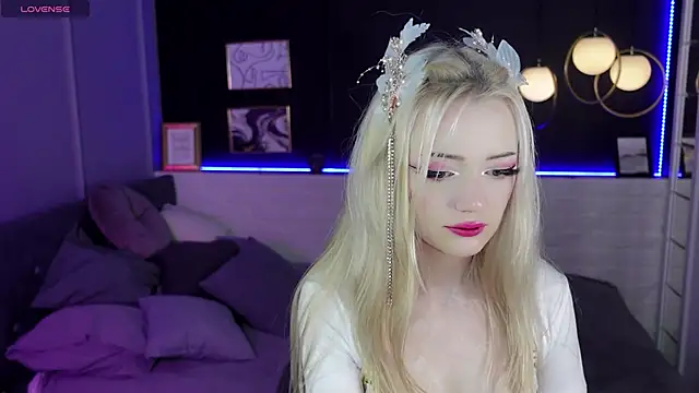 Snapshot of EmilyAir chatting on 23, 12, 2024 EmilyAir online show from 23, 12, 2024