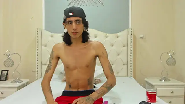 Matthew Dixonn online show from 13, 12, 2024