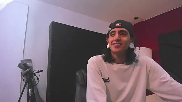 Matthew Dixonn online show from 26, 12, 2024