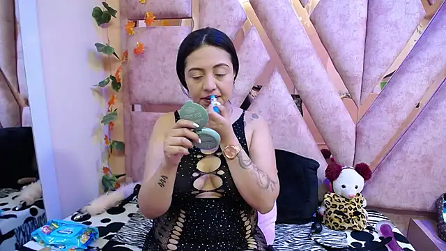 slut anal  online show from 5, 2, 2026