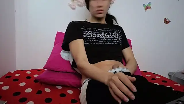 Safiro Queen online show from 1, 12, 2025