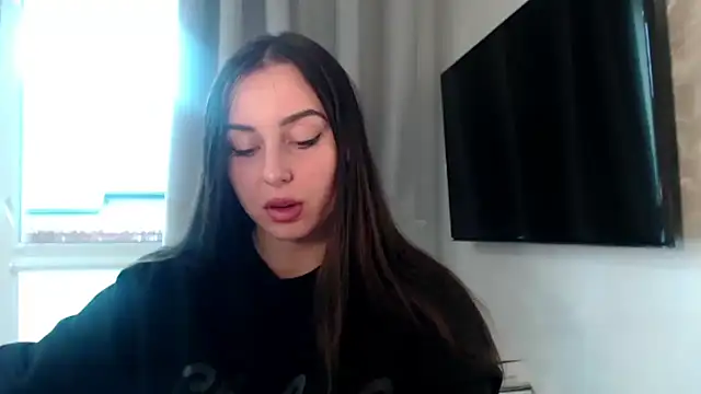 courtneyPerfect online show from 16, 10, 2025