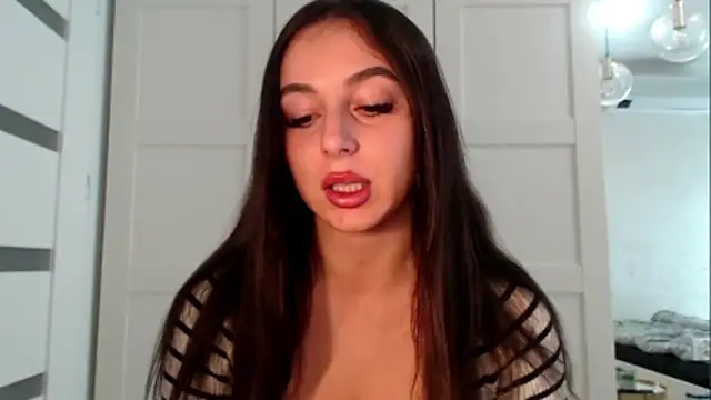 courtneyPerfect online show from 2, 4, 2026