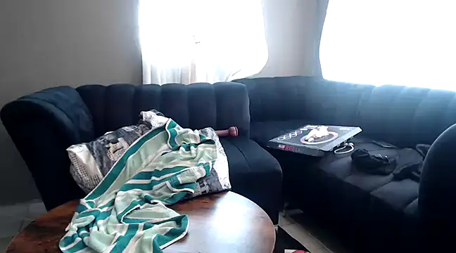 Foxybrownxx1 online show from 19, 3, 2025