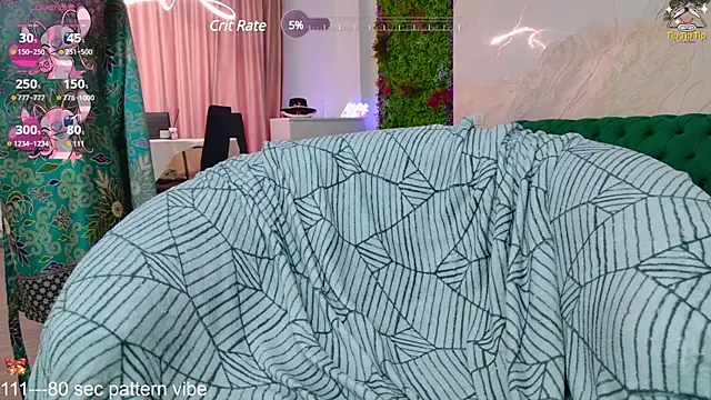 Snapshot of emily_bloom chatting on 24, 1, 2025 emily bloom online show from 24, 1, 2025