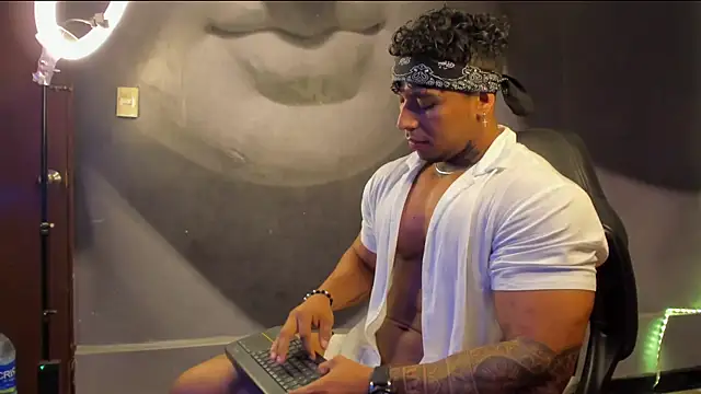 bradley smith online show from 16, 2, 2025