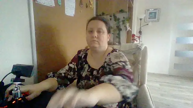 Snapshot of ReifeVenna chatting on 28, 12, 2024 ReifeVenna online show from 28, 12, 2024