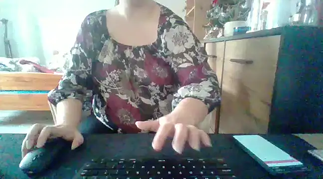 Snapshot of ReifeVenna chatting on 23, 1, 2025 ReifeVenna online show from 23, 1, 2025