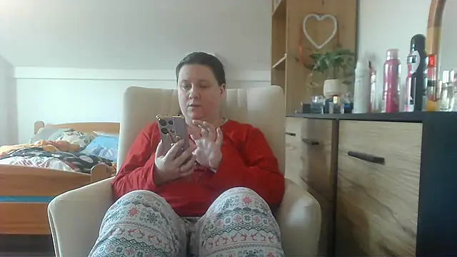 Snapshot of ReifeVenna chatting on 18, 3, 2025 ReifeVenna online show from 18, 3, 2025