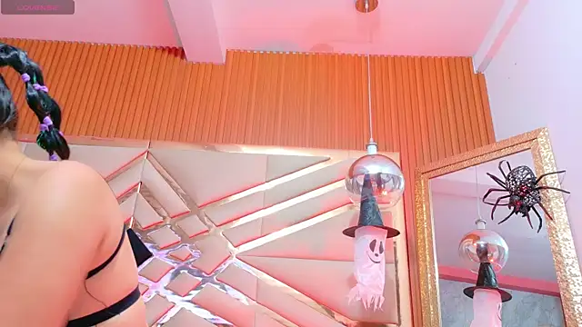 Snapshot of Sluttyandmature chatting on 24, 10, 2025 Sluttyandmature online show from 24, 10, 2025