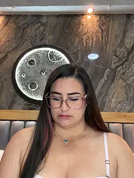 BellaPeers  online show from 4, 3, 2026