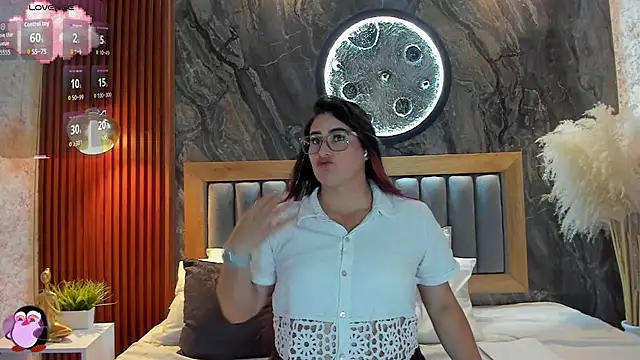 BellaPeers  online show from 13, 3, 2026