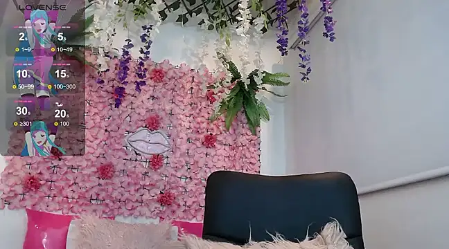 BLONDE SEXYHOT online show from 4, 3, 2025