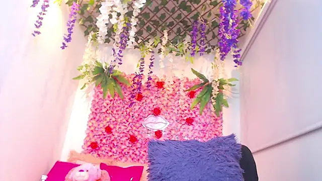 BLONDE SEXYHOT online show from 3, 11, 2025