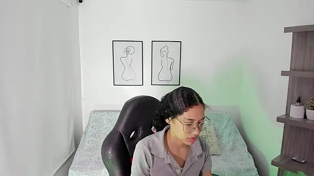 MAILYLOVE1 online show from 14, 12, 2024