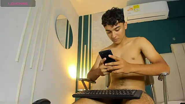 Austin Cardieff online show from 4, 1, 2025