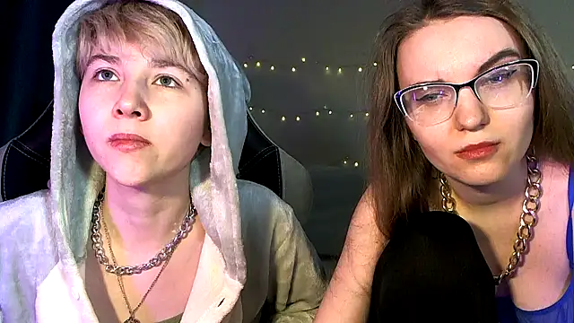 Snapshot of velvetvalkyries chatting on 18, 3, 2025 velvetvalkyries online show from 18, 3, 2025