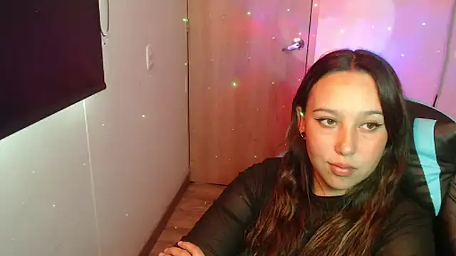 Skarlet Adams28 online show from 17, 3, 2026