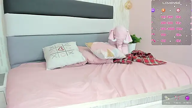 ALICESTARKK online show from 9, 1, 2025