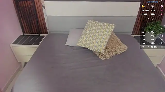 ALICESTARKK online show from 15, 11, 2025