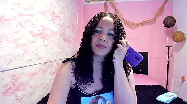 Snapshot of Brunette_sasha chatting on 18, 2, 2025 Brunette sasha online show from 18, 2, 2025