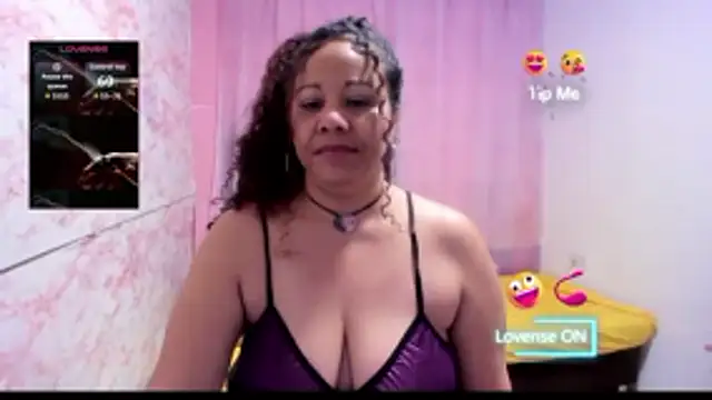 Snapshot of Brunette_sasha chatting on 25, 11, 2025 Brunette sasha online show from 25, 11, 2025