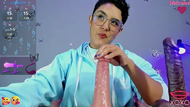 Kaira mosse online show from 15, 2, 2025