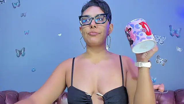 Kaira mosse online show from 6, 1, 2026