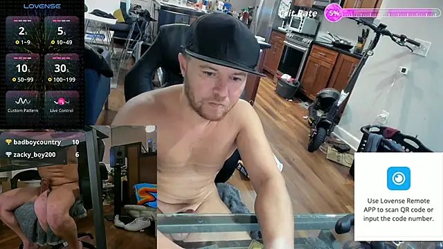 Snapshot of aaron_s_x chatting on 26, 11, 2025 aaron s x online show from 26, 11, 2025