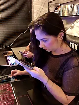 CoelhinhaGostosa online show from 22, 11, 2025